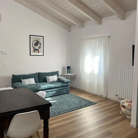 Διαμέρισμα Mansarda Del Duca *